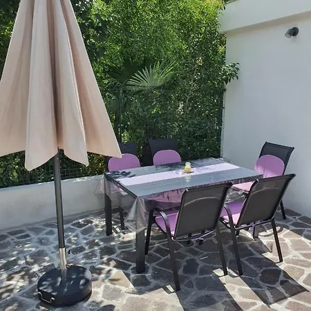 Kuca Za Odmor Zinzula Ferienhaus