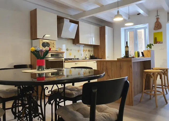 Kuca Za Odmor Zinzula 펜션 *